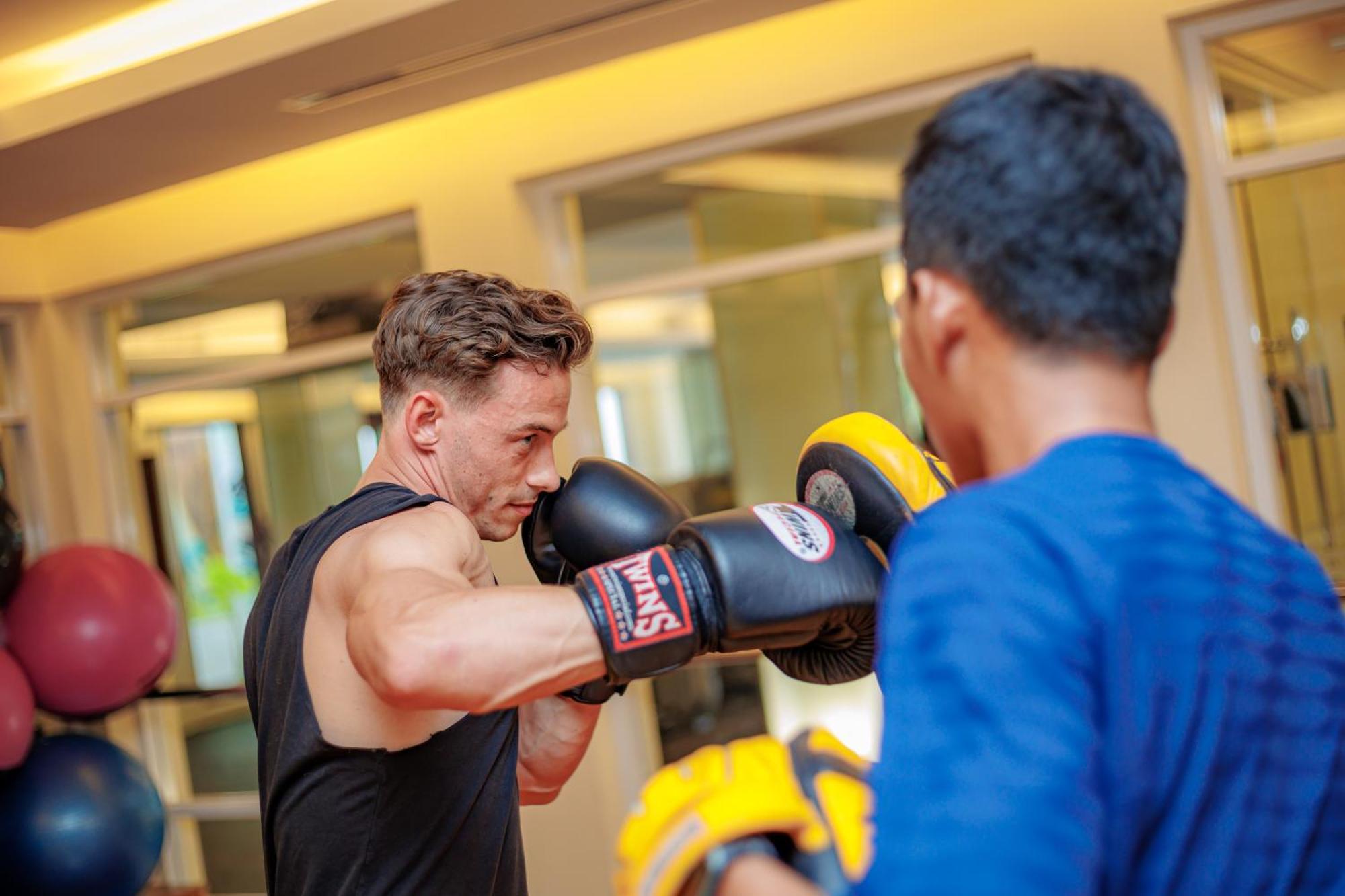 منتجع وسبا جيه دبليو خاو ليك خاو لاك المظهر الخارجي الصورة Training with a sparring partner
