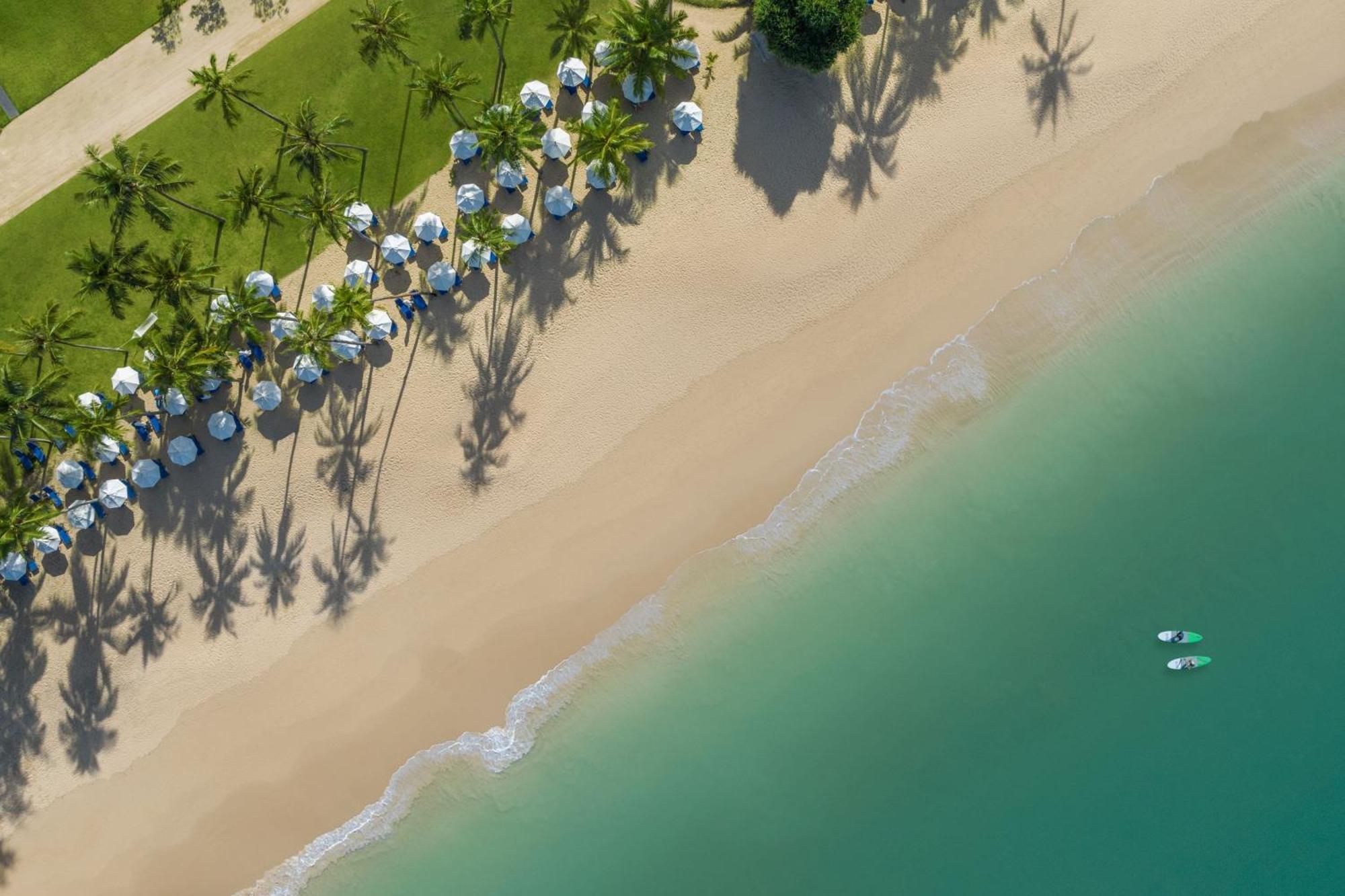 منتجع وسبا جيه دبليو خاو ليك خاو لاك المظهر الخارجي الصورة Aerial view of the beach at the Four Seasons Resort