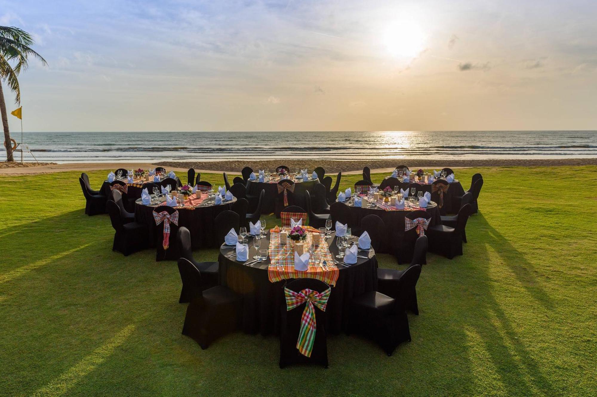 منتجع وسبا جيه دبليو خاو ليك خاو لاك المظهر الخارجي الصورة The lawns at the Taj Bengal
